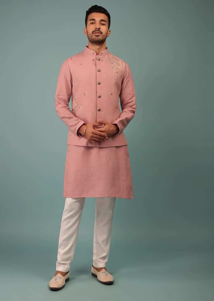 Salmon Pink Bandi Jacket Set In Linen With Blooming Floral Embroidery
