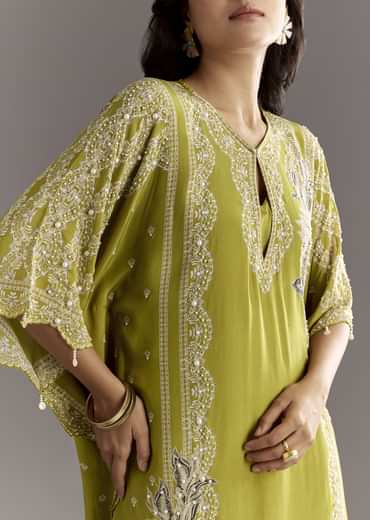 Light Green Floral Printed Kaftaan Kurta With Moti Work Palazzo And Side Pouch Bag