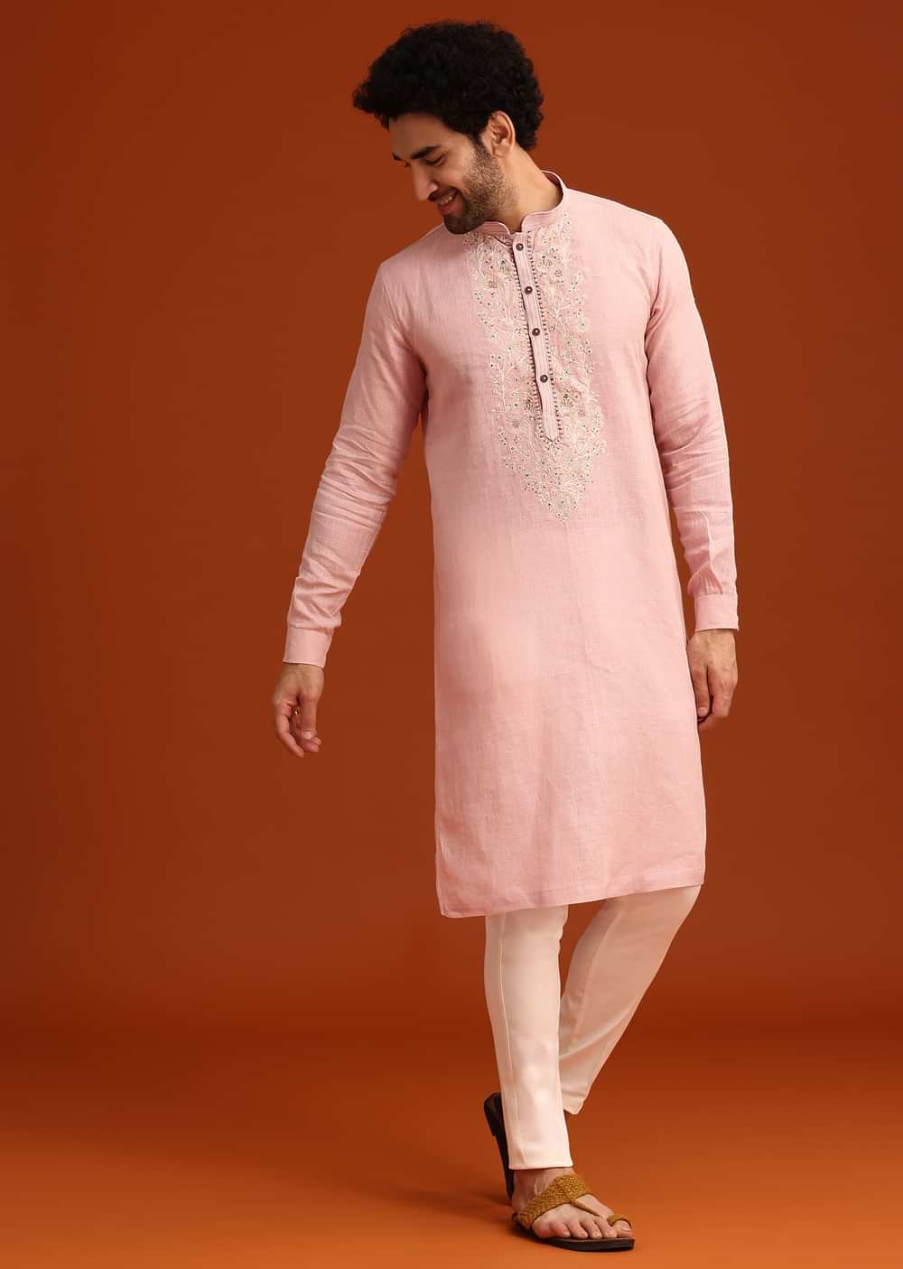 Light Pink Floral Thread Embroidered Kurta And Pant Set