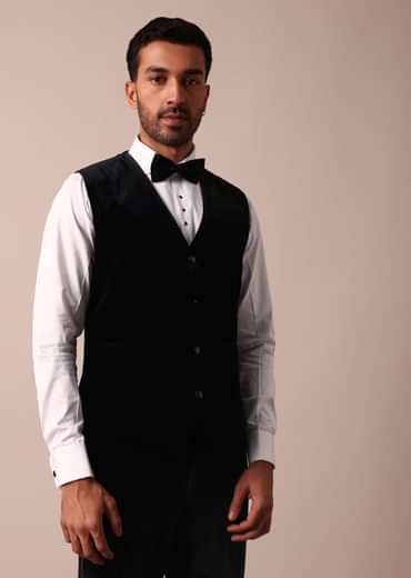 Luxe Black Tuxedo For Men