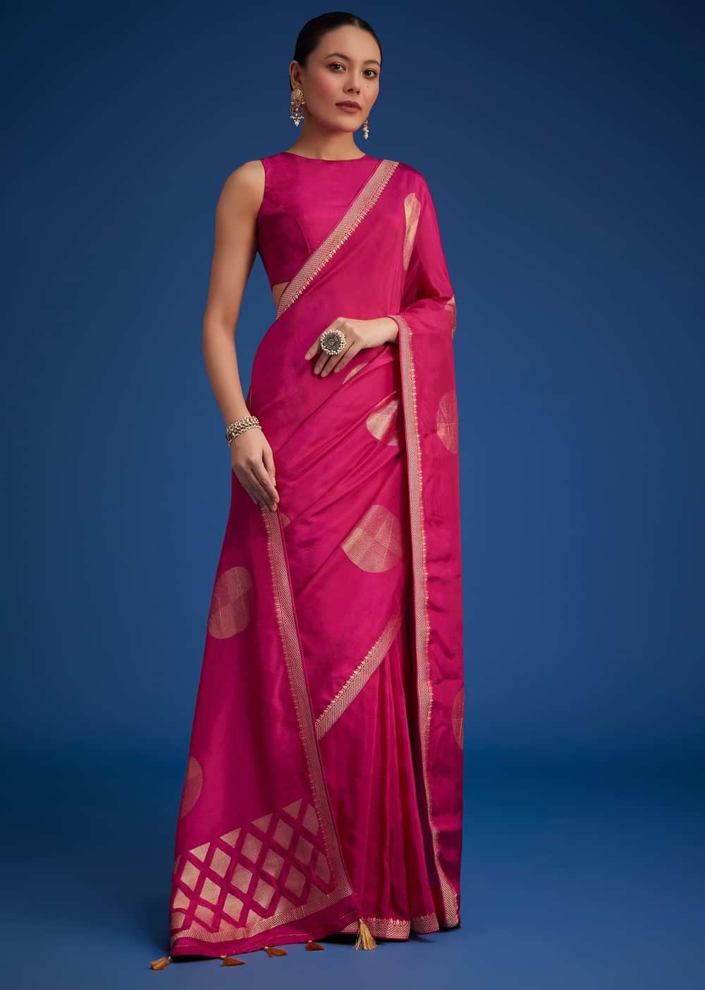 Magenta Pink Dola Silk Saree With Zari Work In Geometric Patterns