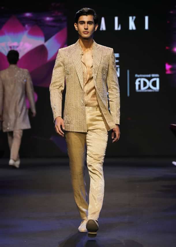 Moff Banarasi Brocade Embroidered Indo Western Tuxedo Suit