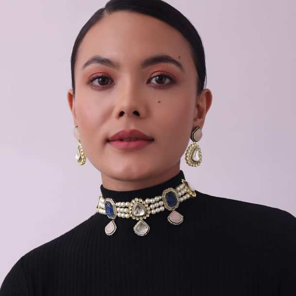 Multicolor Choker And Earring Set In Two Tone Finish Multicolor Choker And Earring Set In Two Tone Finish