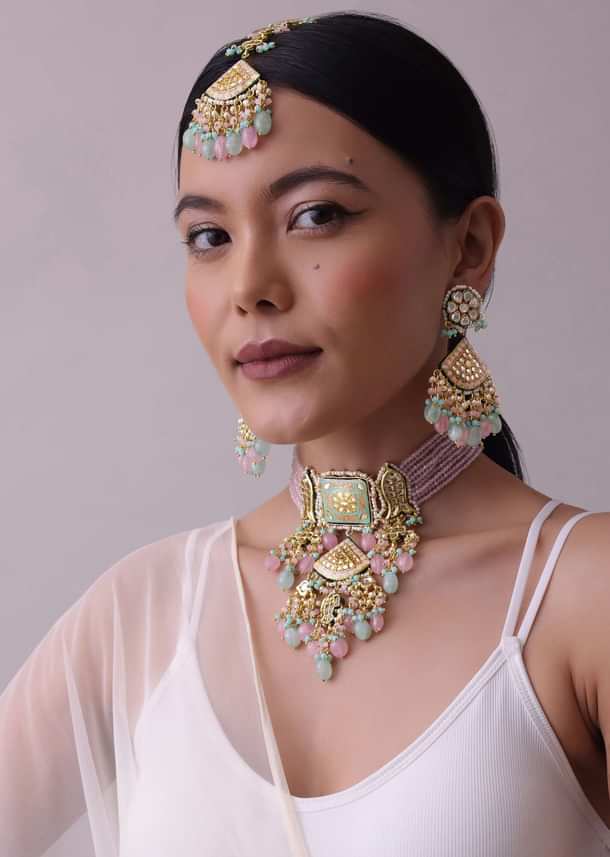 Multicolor Gold-Finish Kundan Choker Necklace Set With Colourful Meenakari Work And Stones In Mix Metal Multicolor Gold-Finish Kundan Choker Necklace Set With Colourful Meenakari Work And Stones In Mix Metal