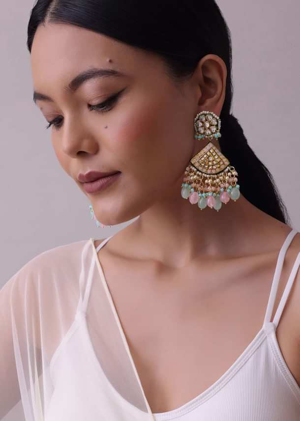 Multicolor Gold-Finish Kundan Choker Necklace Set With Colourful Meenakari Work And Stones In Mix Metal Multicolor Gold-Finish Kundan Choker Necklace Set With Colourful Meenakari Work And Stones In Mix Metal