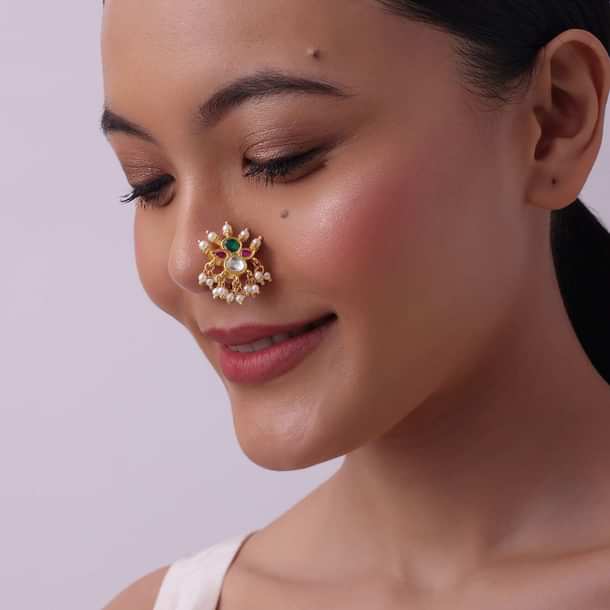 Multicolor Kundan Studded Nath In Gold Finish Mix Metal Multicolor Kundan Studded Nath In Gold Finish Mix Metal
