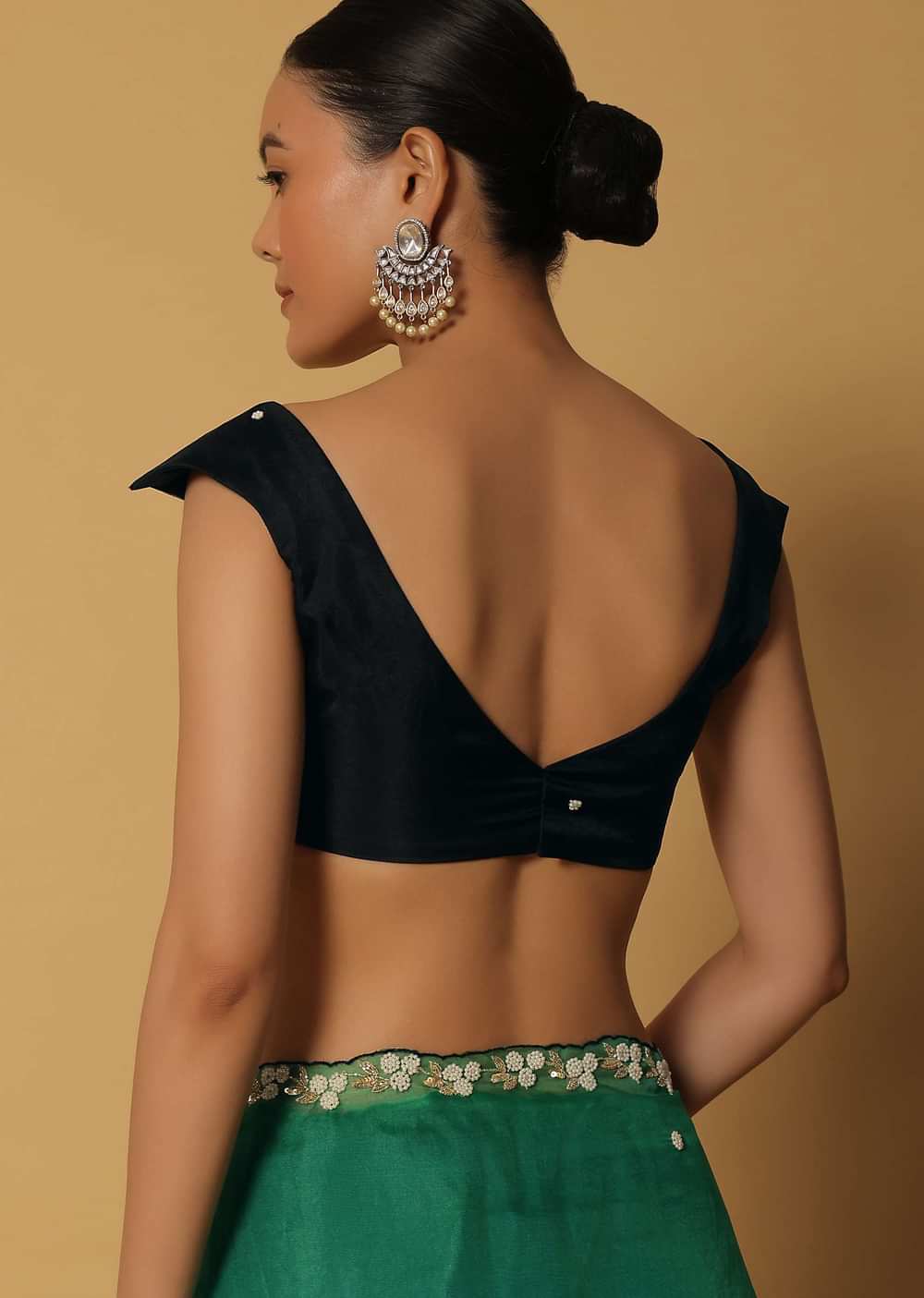 Multicolor Organza Saree With Bead Embellishments And Unstitched Blouse Fabric