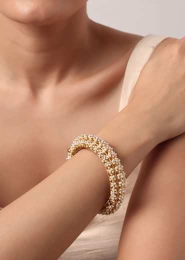 Multicolor Rajwadi Bangle With Meenakari Work And Kundan Detail