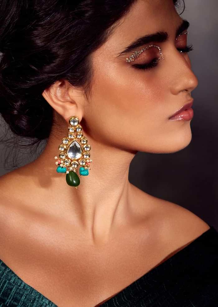 Multicolored Navrattan Polki Choker Necklace Set In Silver Alloy