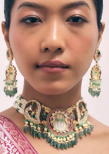 Multicolour Choker Set With Kundan Work In Mix Metal