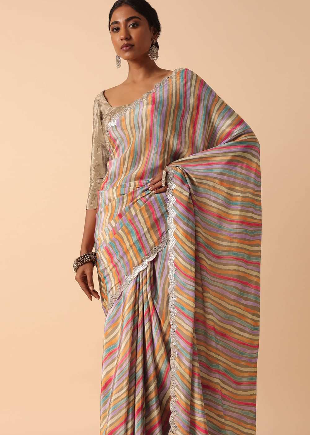 Muslin Printed Saree With Unstitched Blouse Fabric