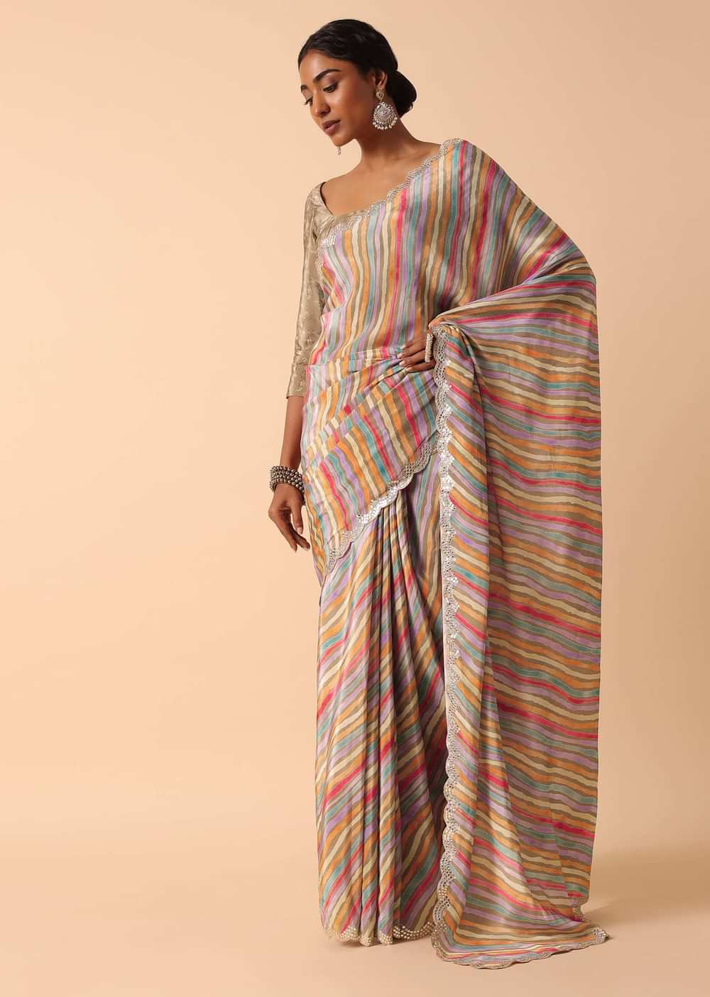 Muslin Printed Saree With Unstitched Blouse Fabric