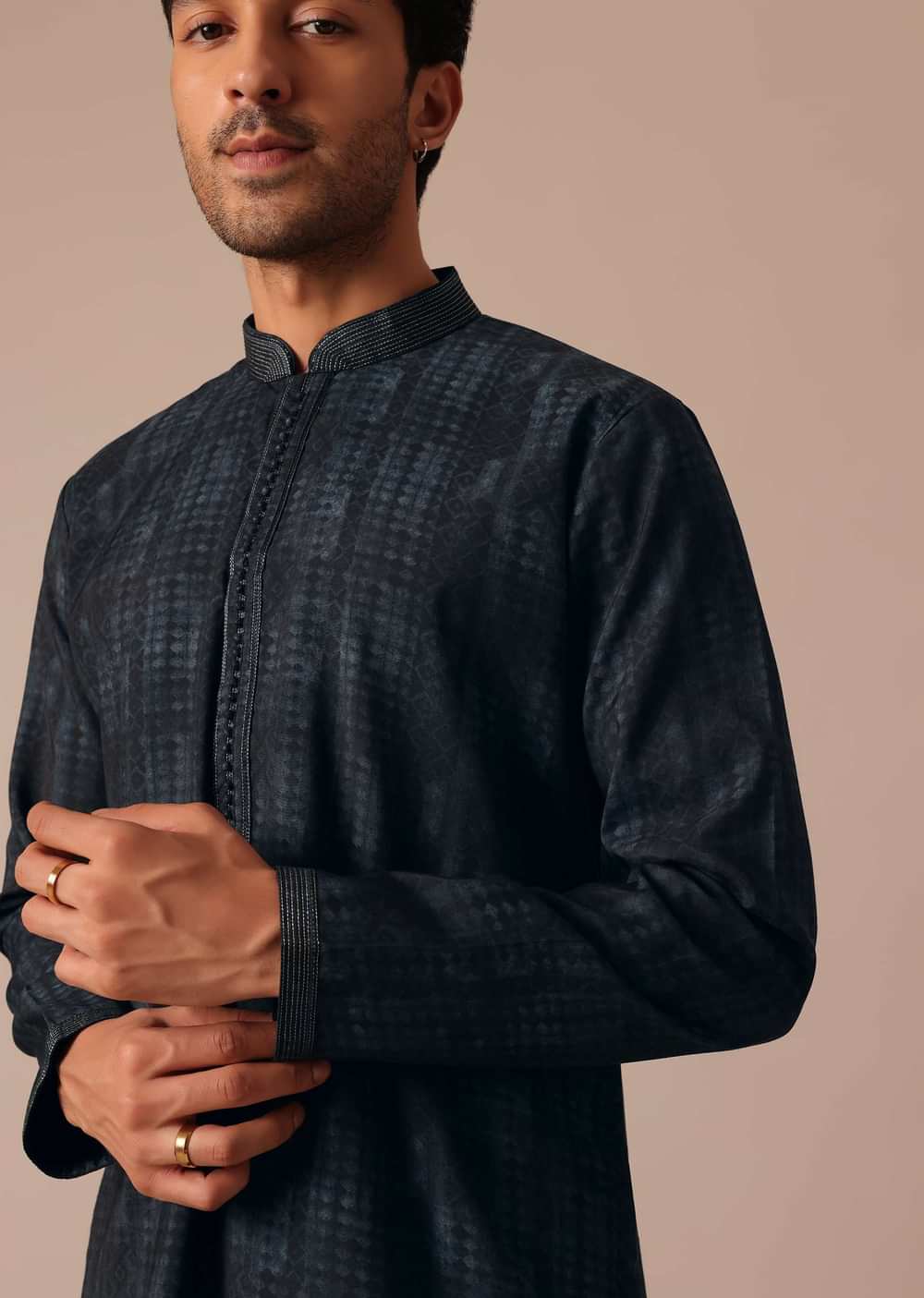 Navy Blue Kurta Set With Embroidered Work