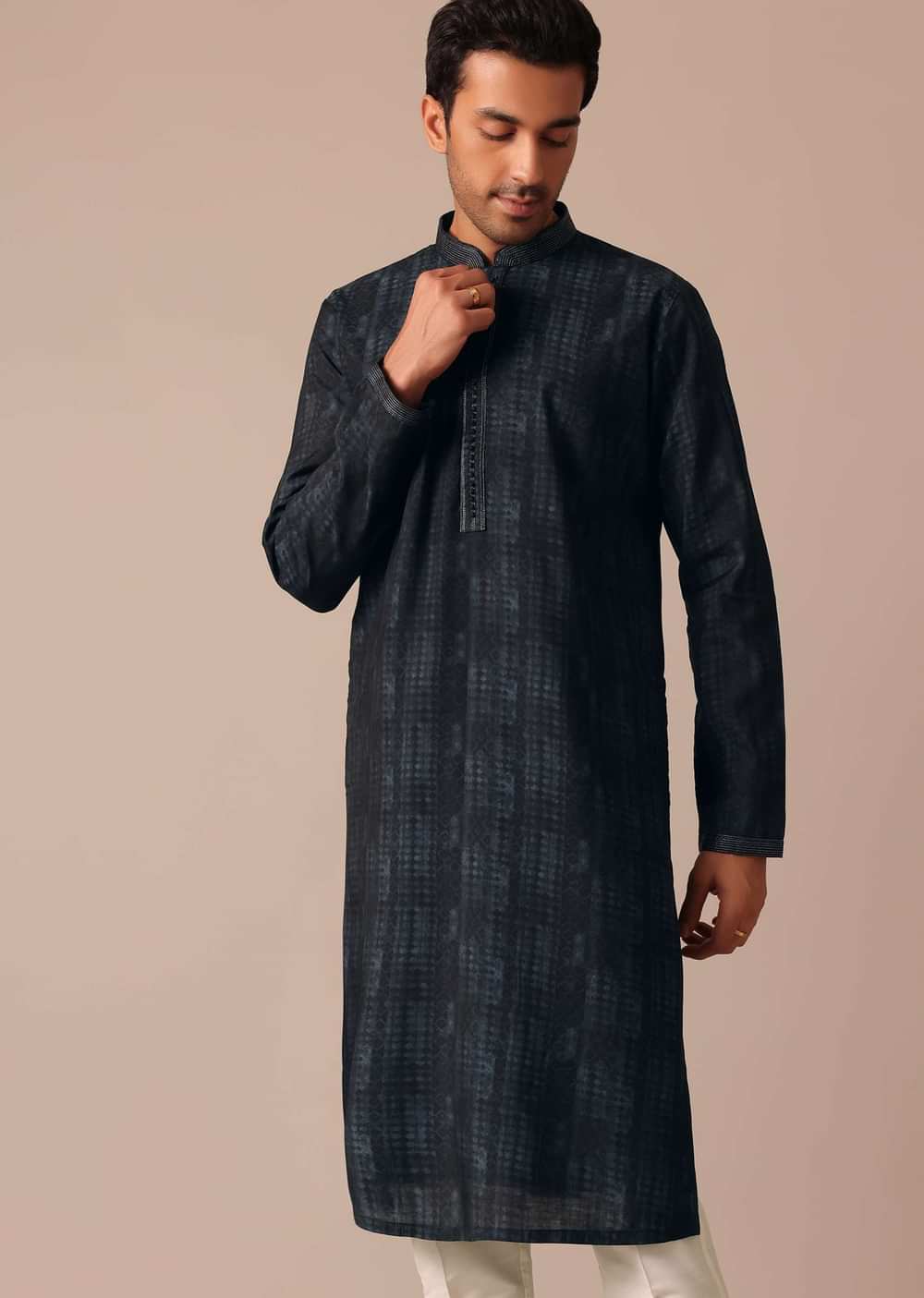 Navy Blue Kurta Set With Embroidered Work
