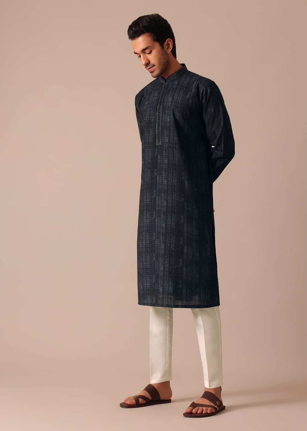 Navy Blue Kurta Set With Embroidered Work