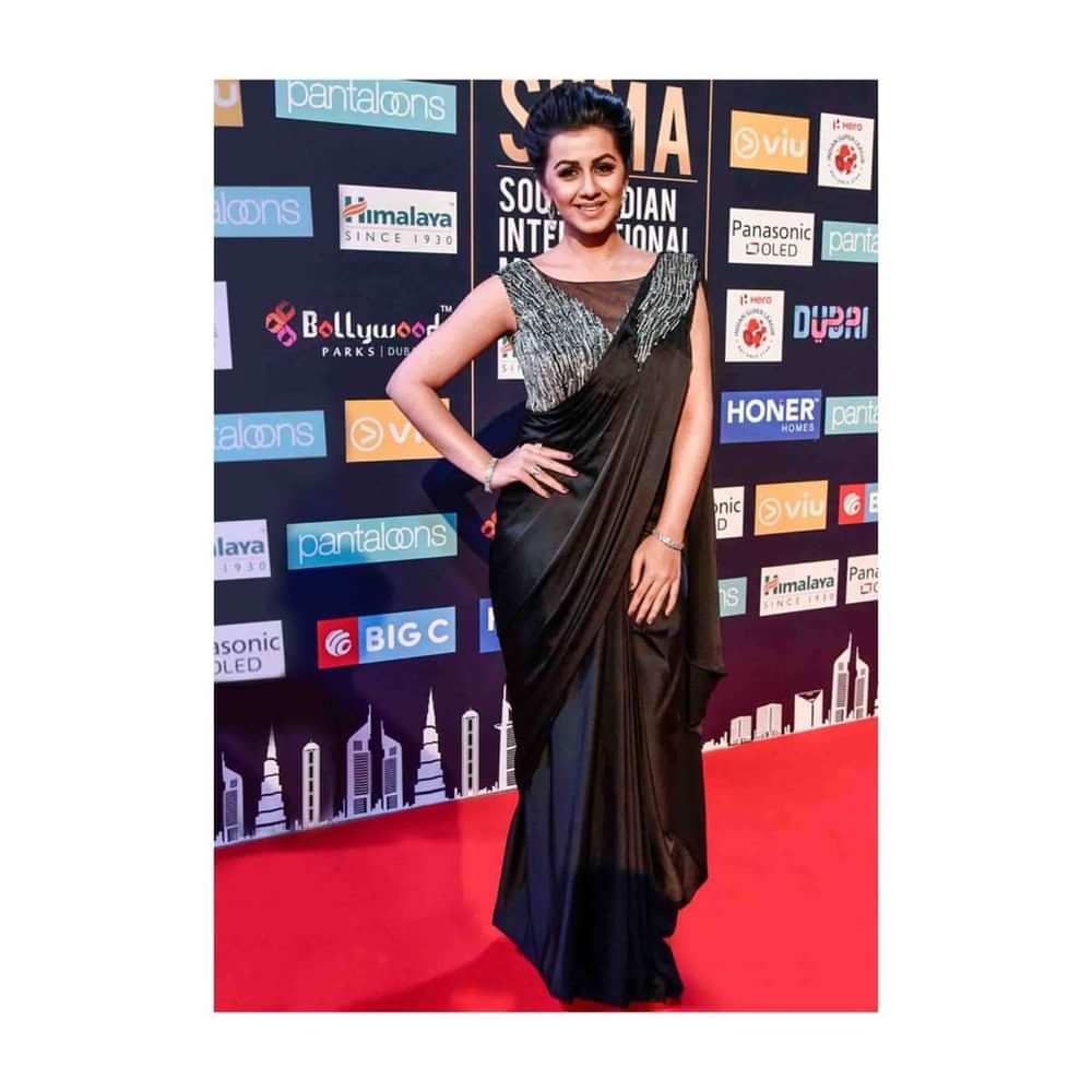 Nikki Galrani in Kali black saree with embroidered draped pallo