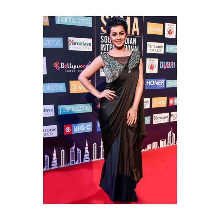 Nikki Galrani in Kali black saree with embroidered draped pallo