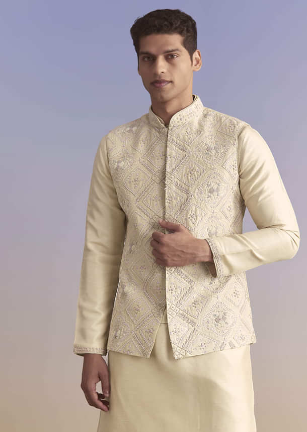 Off White Banarasi Silk Kurta Jacket Set For Men With Embroidery Off White Banarasi Silk Kurta Jacket Set For Men With Embroidery