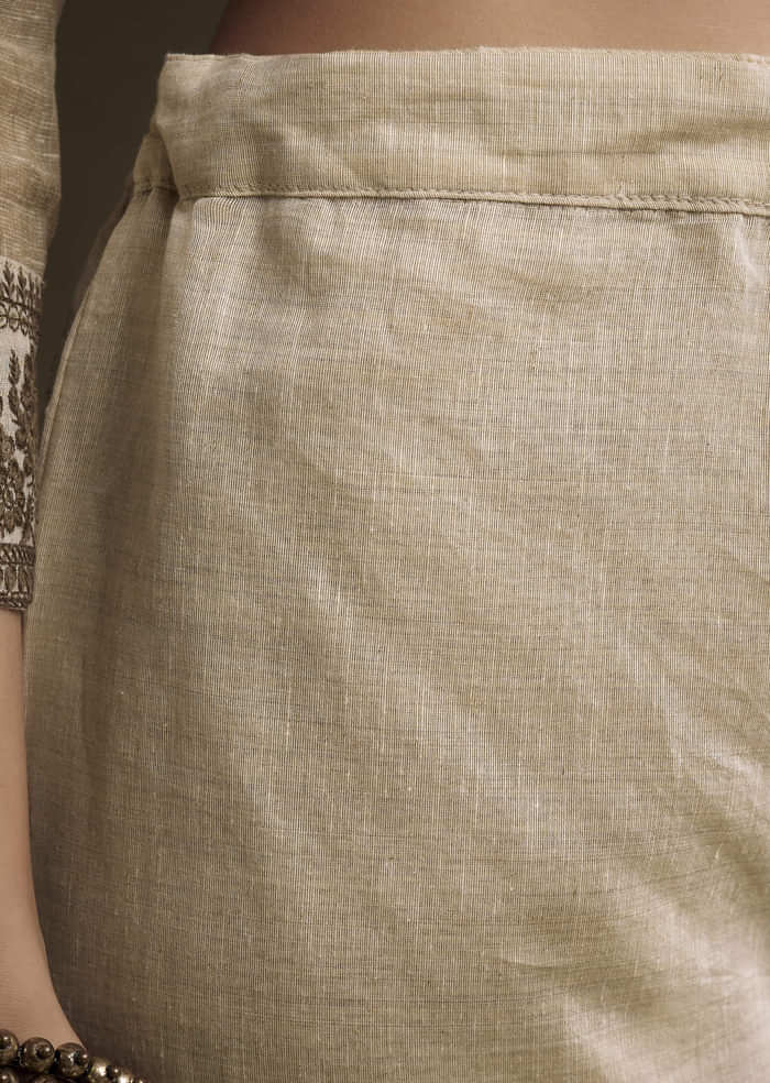 Off White Khadi Kurta Set With Resham Embroidery