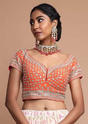 Off White Lehenga With Bandhani Print, Weaved Design And Heavy Gotta Work Border