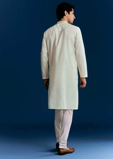Off White Silk Kurta Set With Thread Embroidery