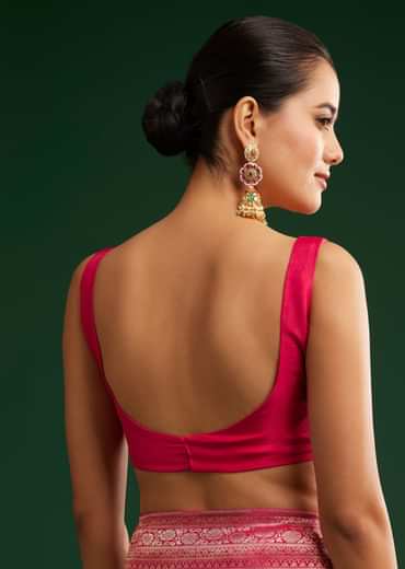 Off White Zari Dola Silk Saree With Checked Woven Motif