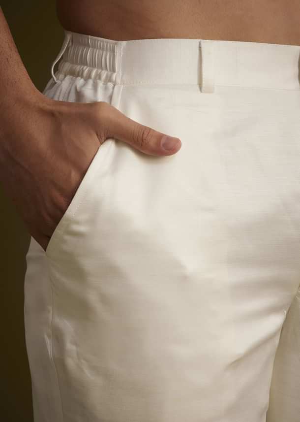 Off White Silk Thread Embroidered Kurta Set With Bandhani Dupatta Off White Silk Thread Embroidered Kurta Set With Bandhani Dupatta