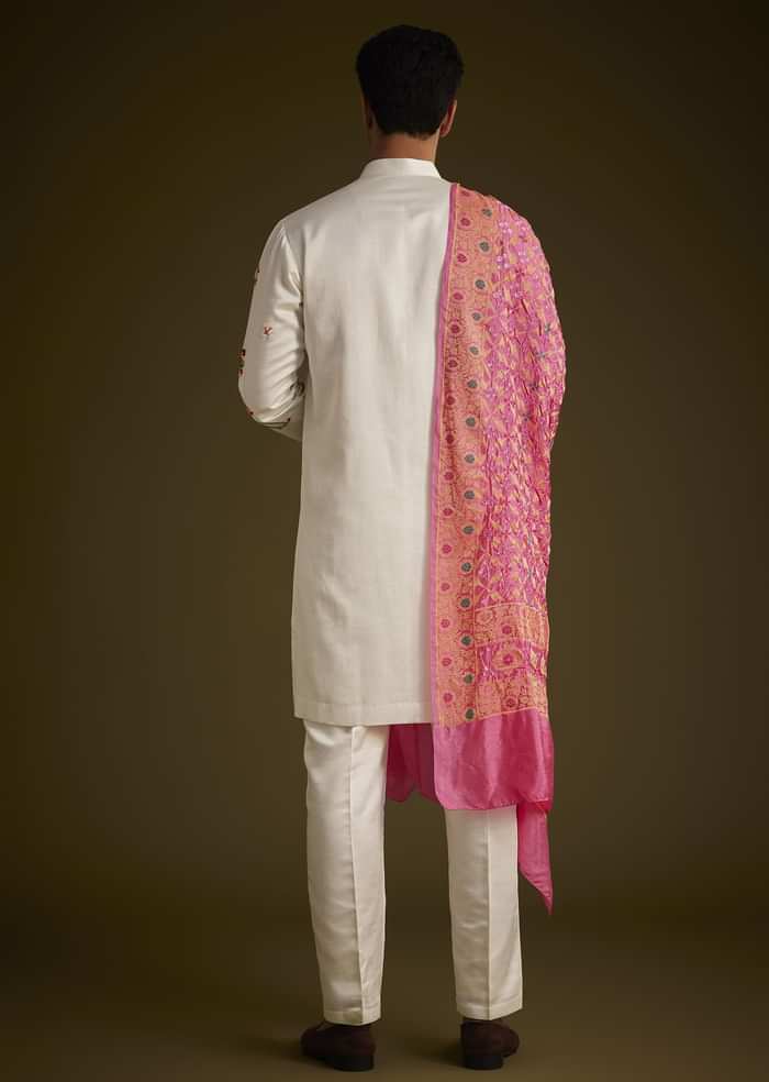 Off White Silk Thread Embroidered Kurta Set With Bandhani Dupatta