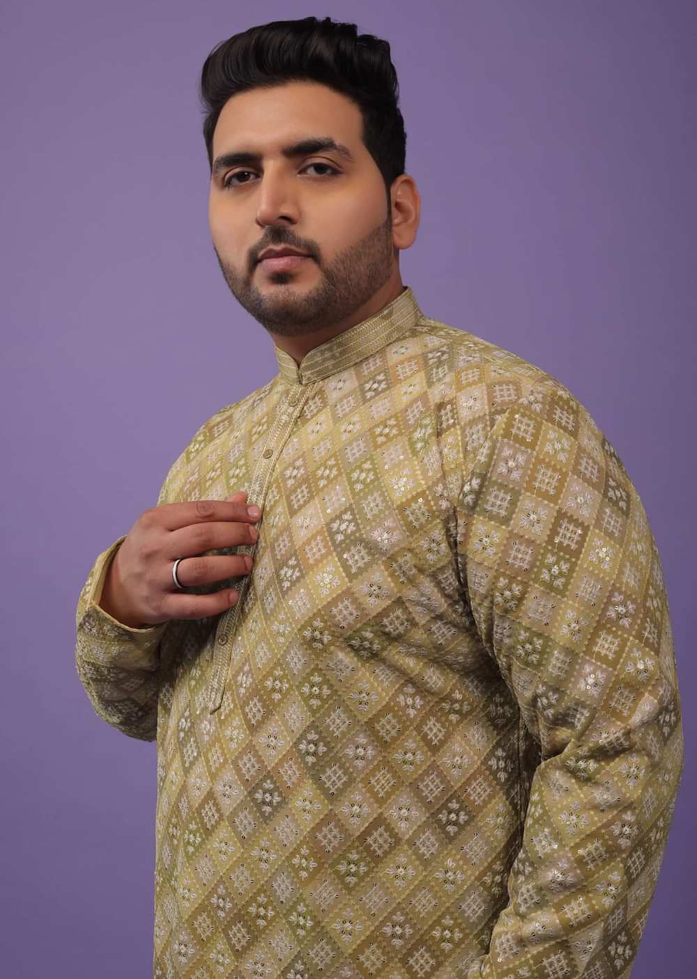Olive Green Kurta Set In Silk With Thread Embroidery