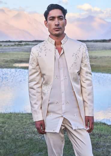 Oyester Embroidered Linen Jodhpuri Suit
