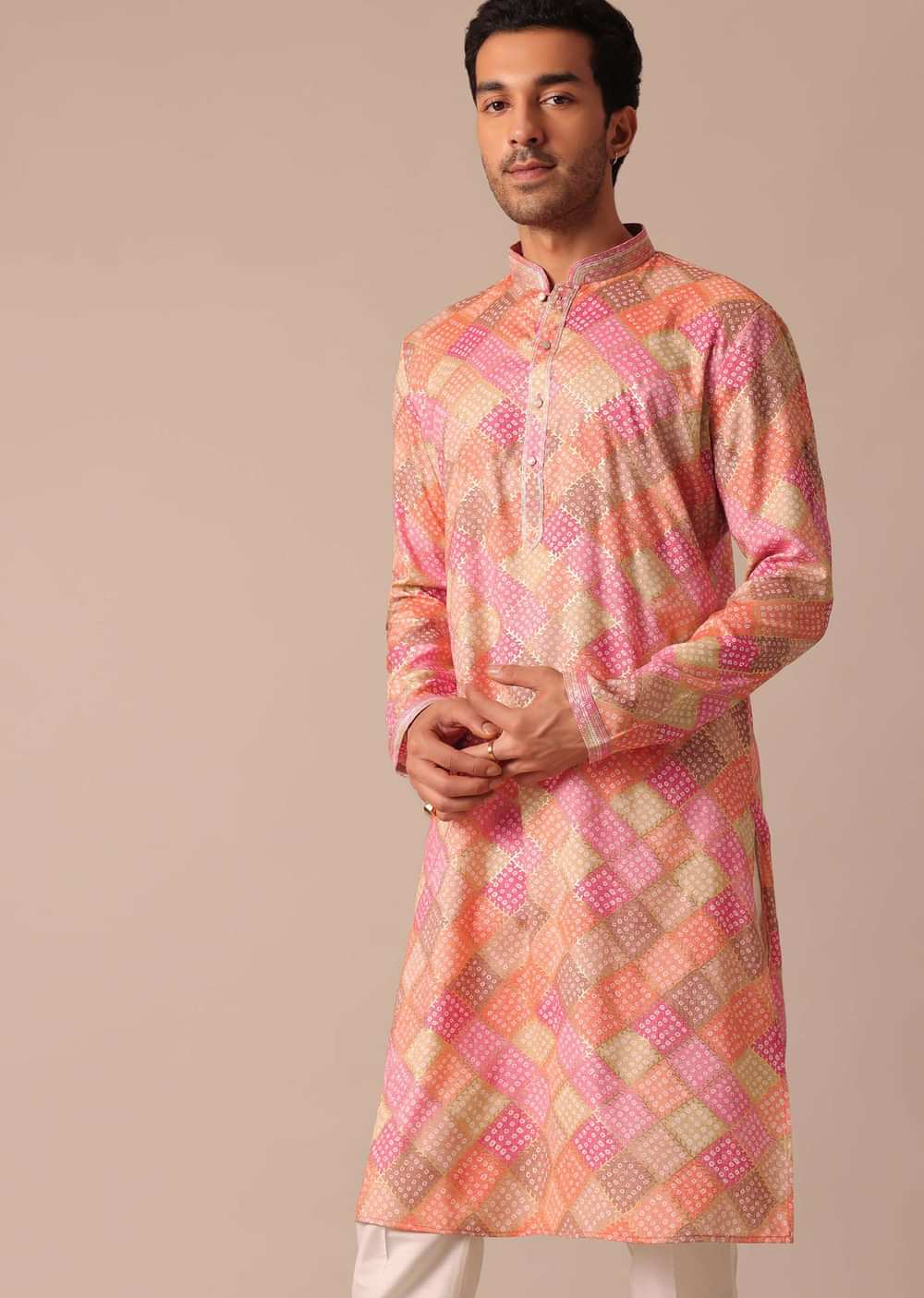 Peach Bandhani Printed Kurta Set In Silk