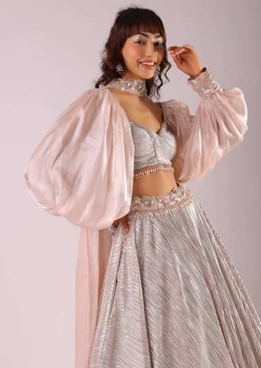 Peach Embroidered Lehenga Set In Knit With Organza Choker Dupatta