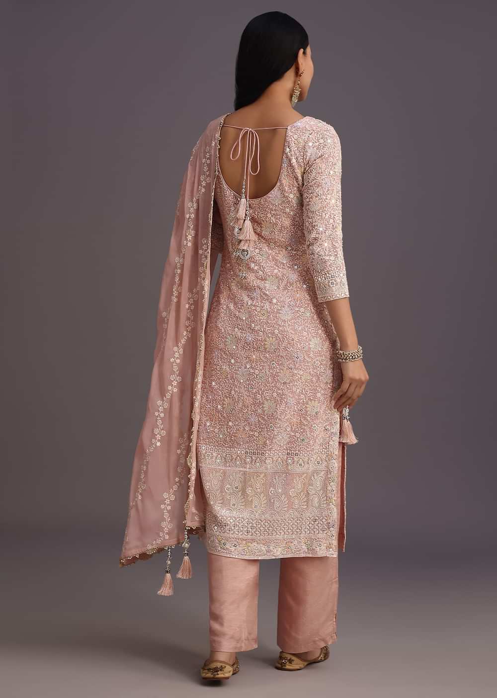 Peach Lucknowi kurta set With Resham Work Dupatta