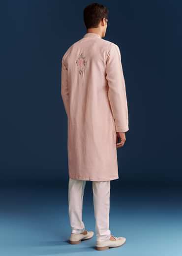 Peach Silk Kurta With Floral Resham Thread And Embroidery