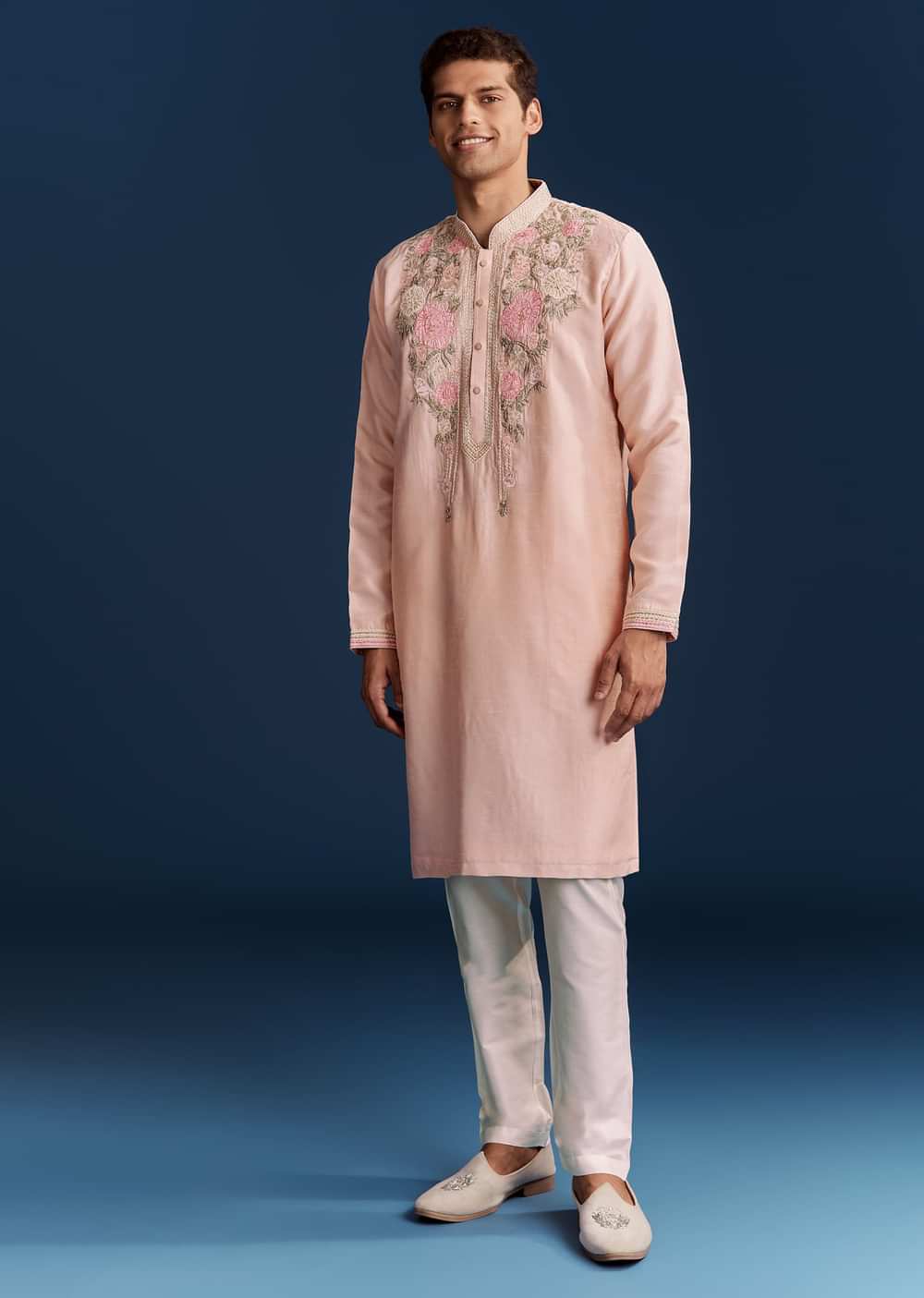 Peach Silk Kurta With Floral Resham Thread And Embroidery