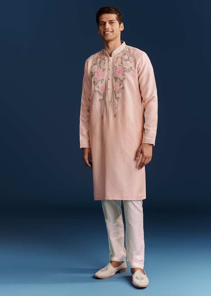 Peach Silk Kurta With Floral Resham Thread And Embroidery