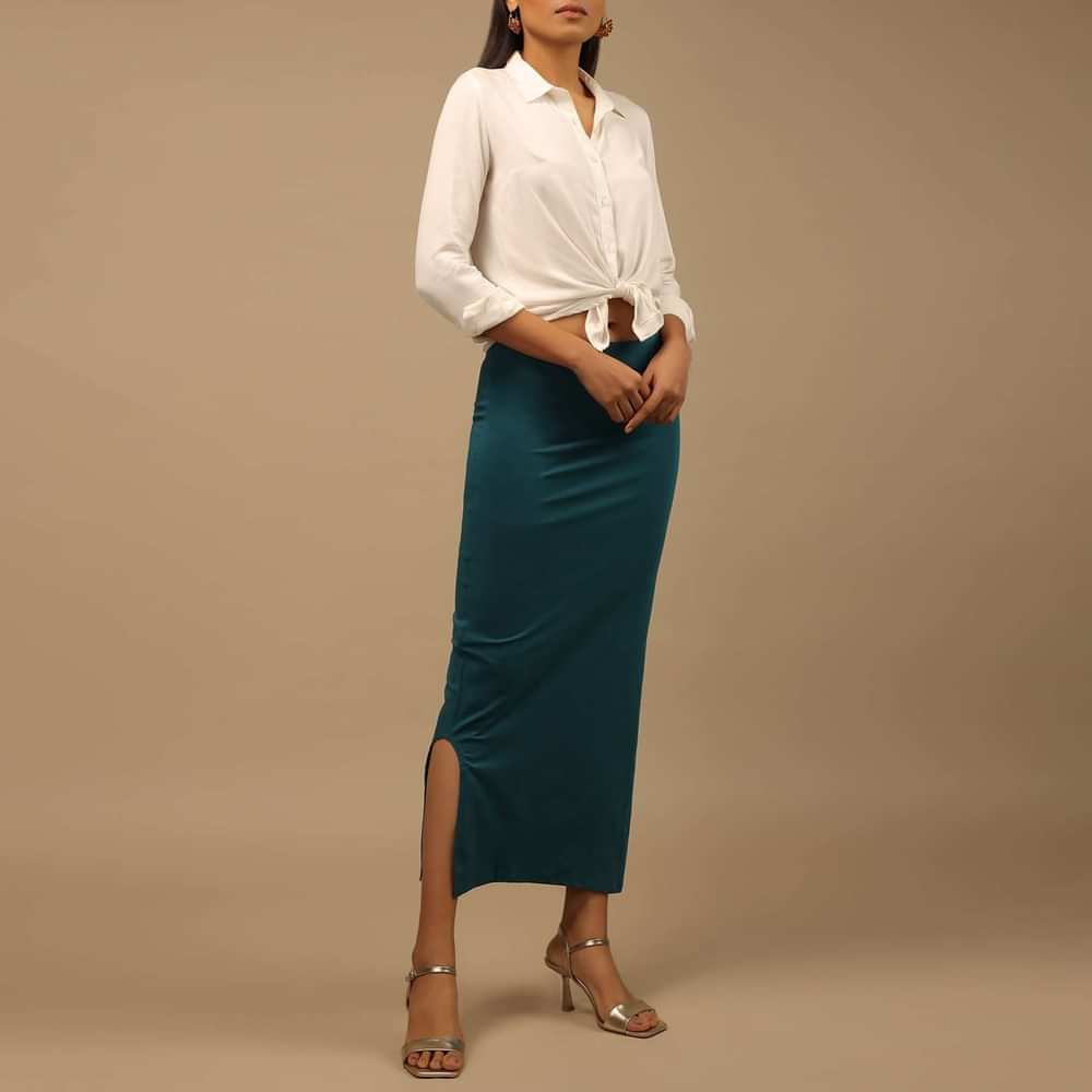 Peacock Green Shapewear Saree Petticoat In Cotton Lycra With Elastic Waistband And Slit