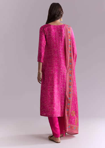 Pink Silk Kurta Set With Bandhani Print