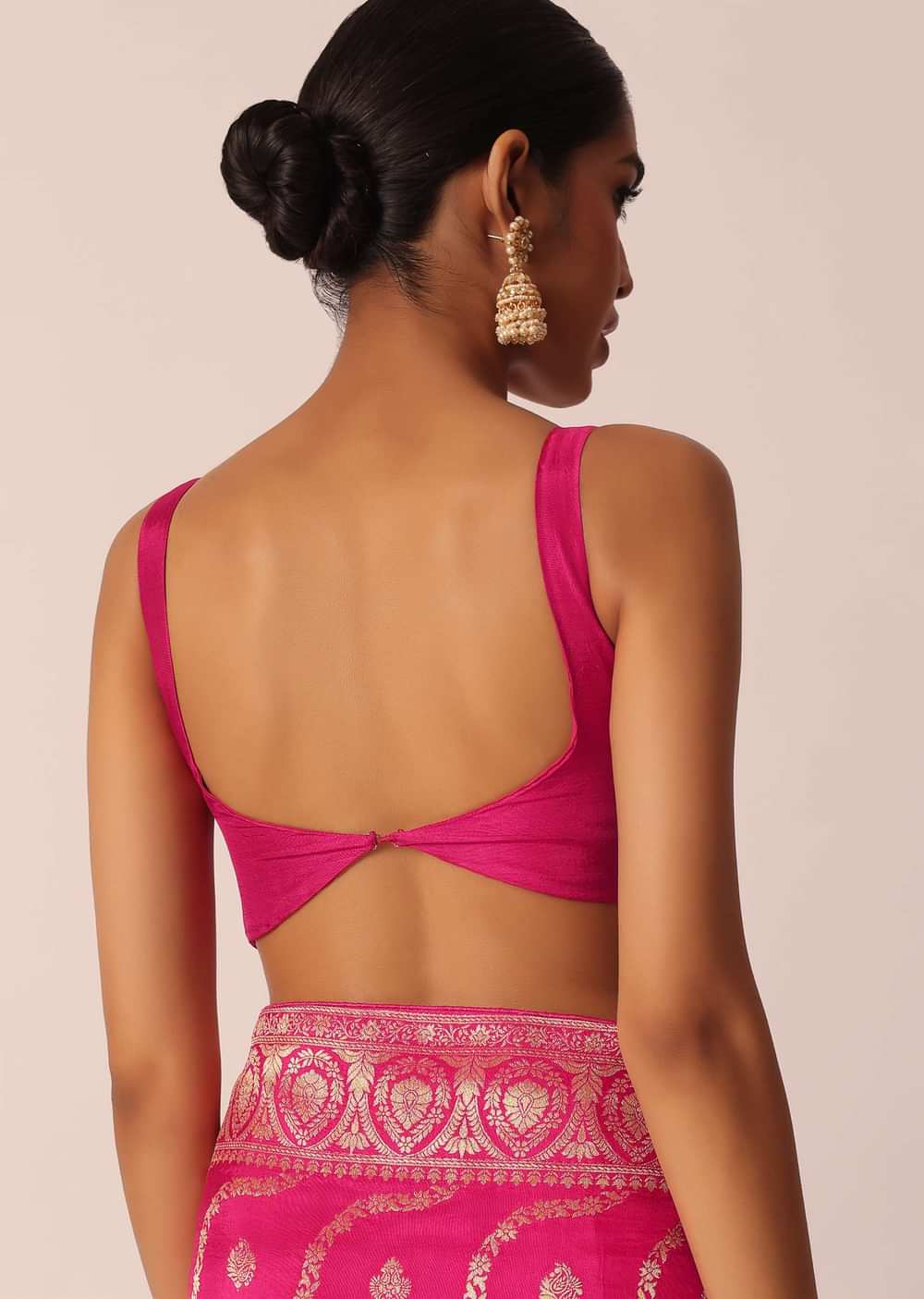 Pink Dola Silk Saree With Gold Zari Weave Butti Detail And Unstitched Blouse Piece