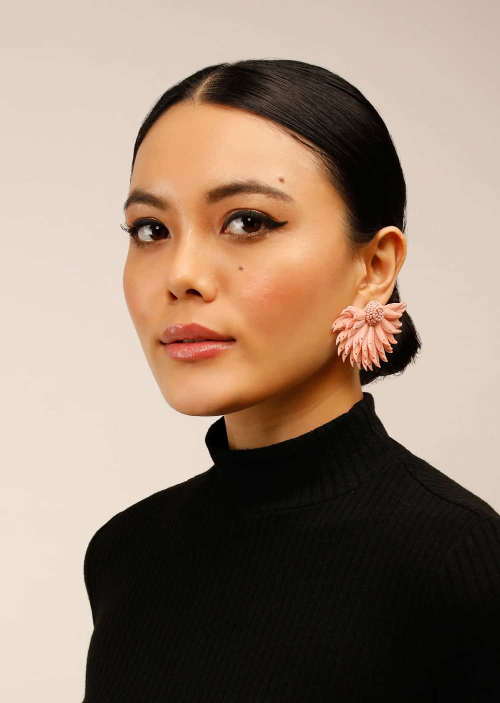 Pink Earrings With Beads And Petal Shaped Sequins Embellished Demi Sunflower