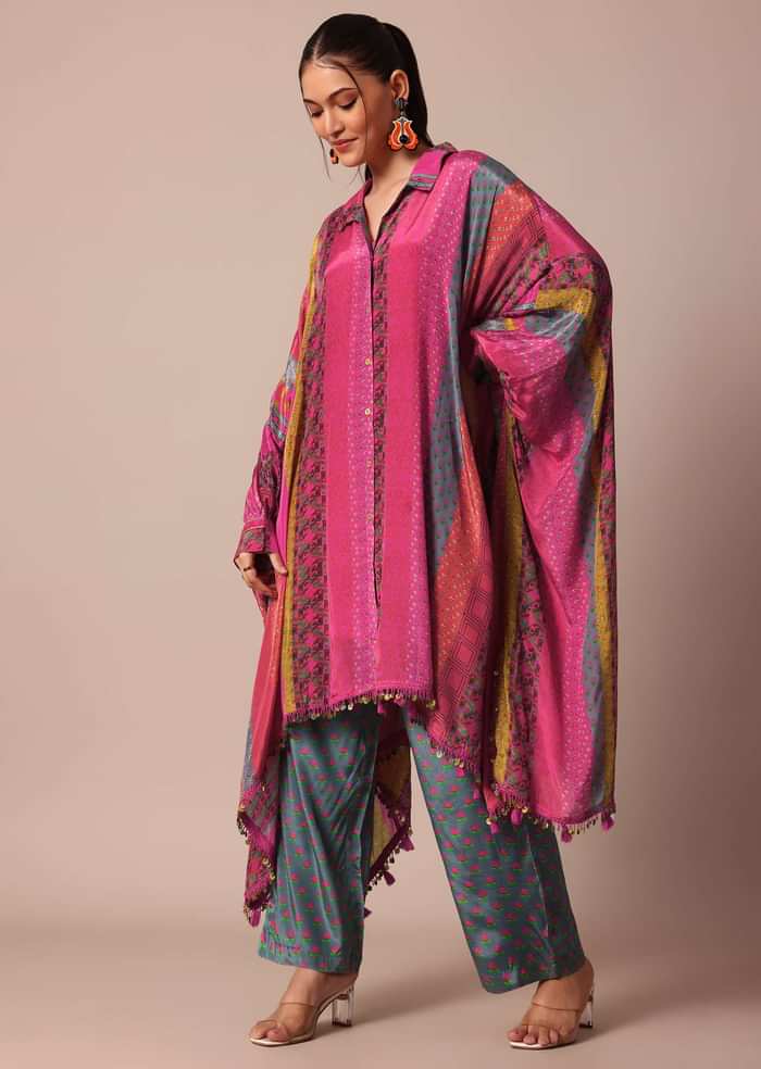 Pink Printed Kaftaan Set With Metal Coins Detailing