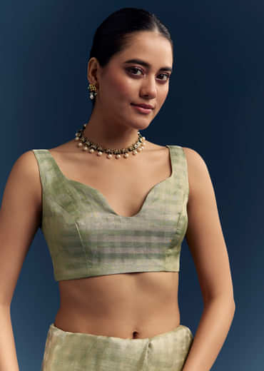 Pista Green Tissue Organza Woven Saree With Heavy Hand Embroidery Pista Green Tissue Organza Woven Saree With Heavy Hand Embroidery
