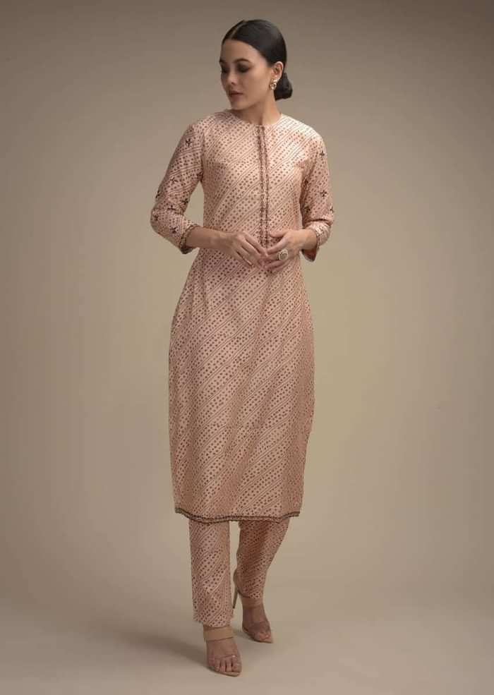 Powder Peach Straight Cut Suit In Cotton With Maroon Bandhani Print And Sequin Accents