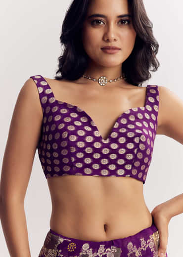 Purple Shaded Georgette Saree With Zari Jaal Work