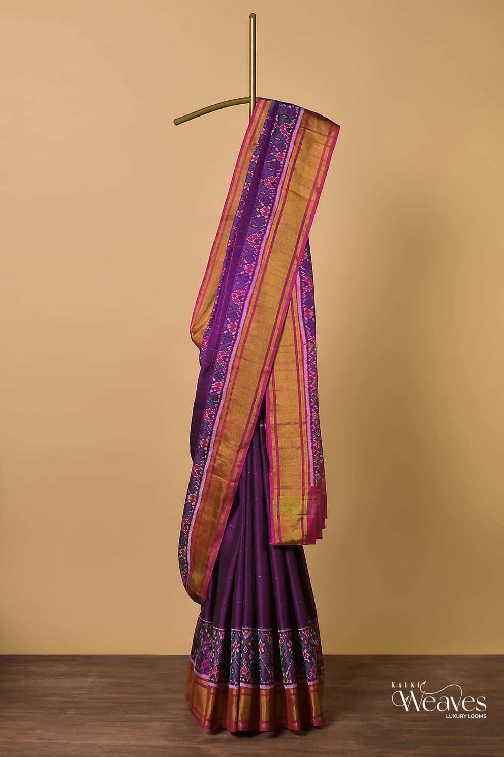 Purple Rajkot Patola Saree With Unstitched Blouse Fabric