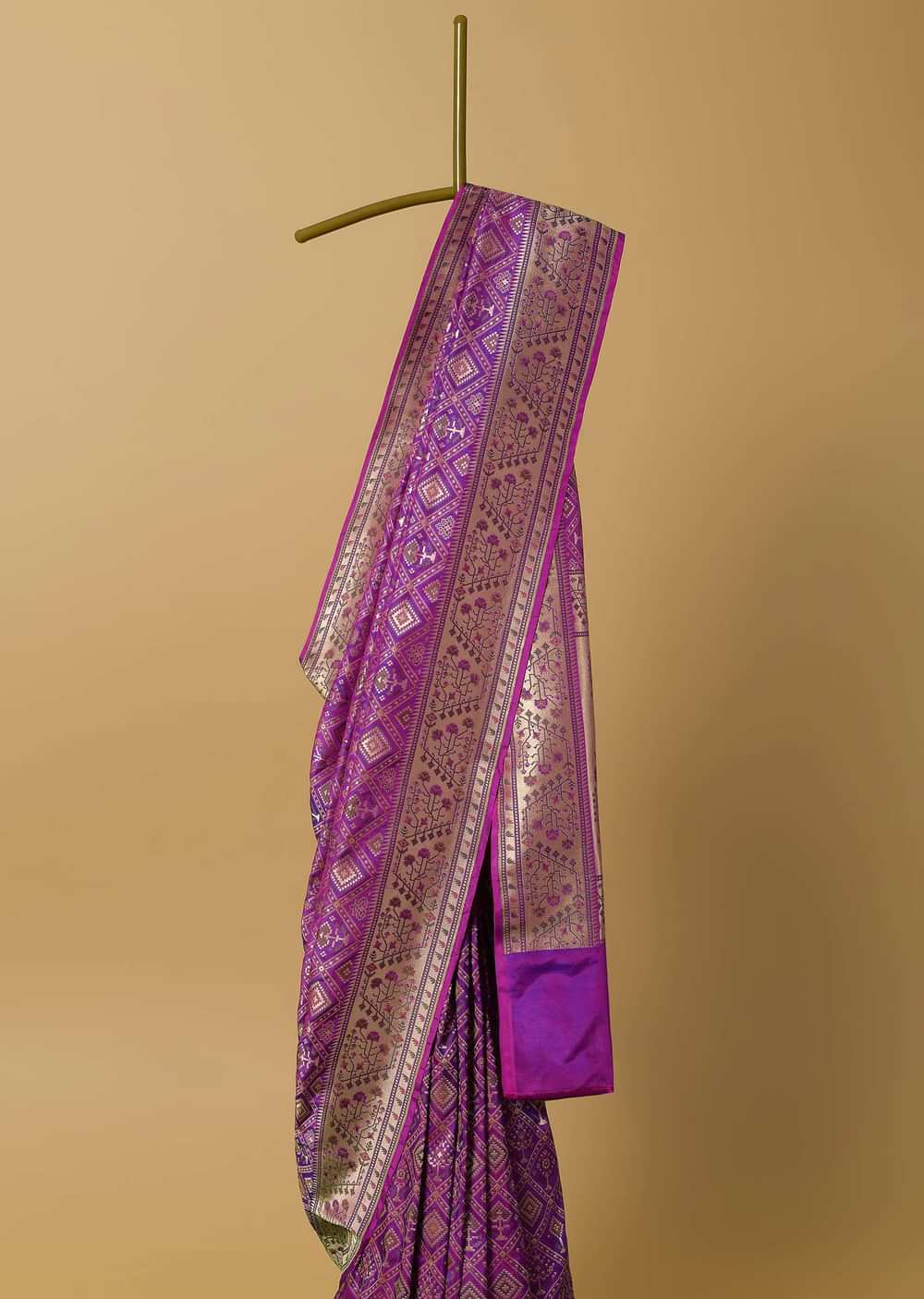 Purple Saree In Banarasi Tanchui Patola Weave With Unstitched Blouse Piece