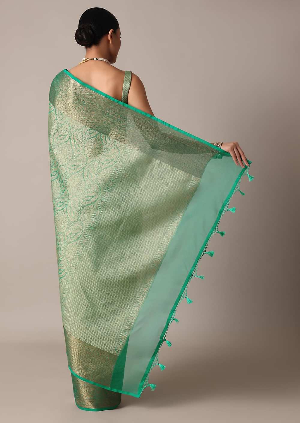 Rama Green Banarasi Tanchui Silk Saree With Tassel Detail And Unstitched Blouse Piece