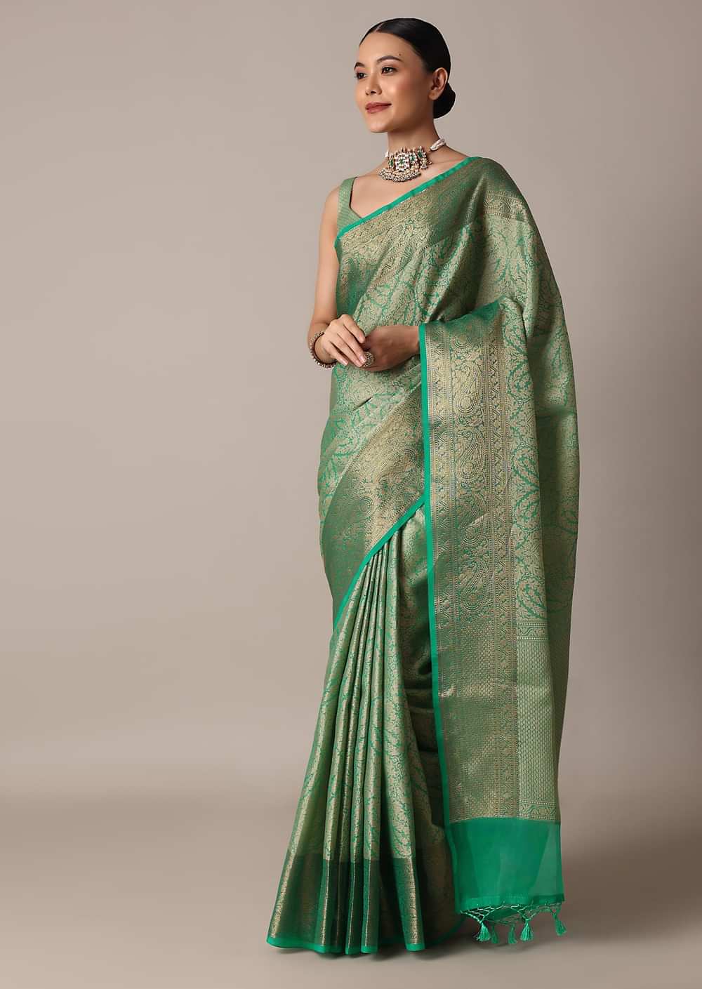 Rama Green Banarasi Tanchui Silk Saree With Tassel Detail And Unstitched Blouse Piece