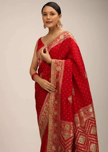 Red Saree In Silk With Brocade Geometric And Floral Design On The Pallu And Gotta Embroidery