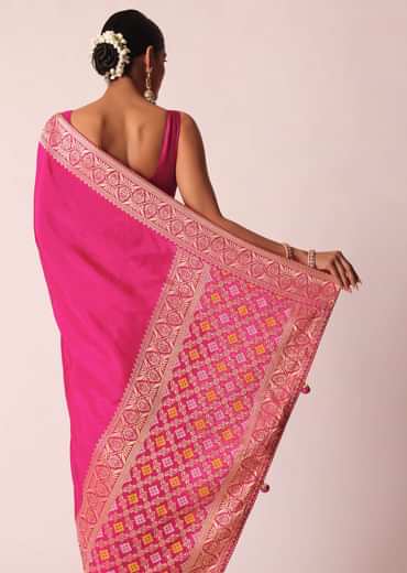 Rani Pink Silk Saree With Bandhani Detail And Unstitched Blouse Piece